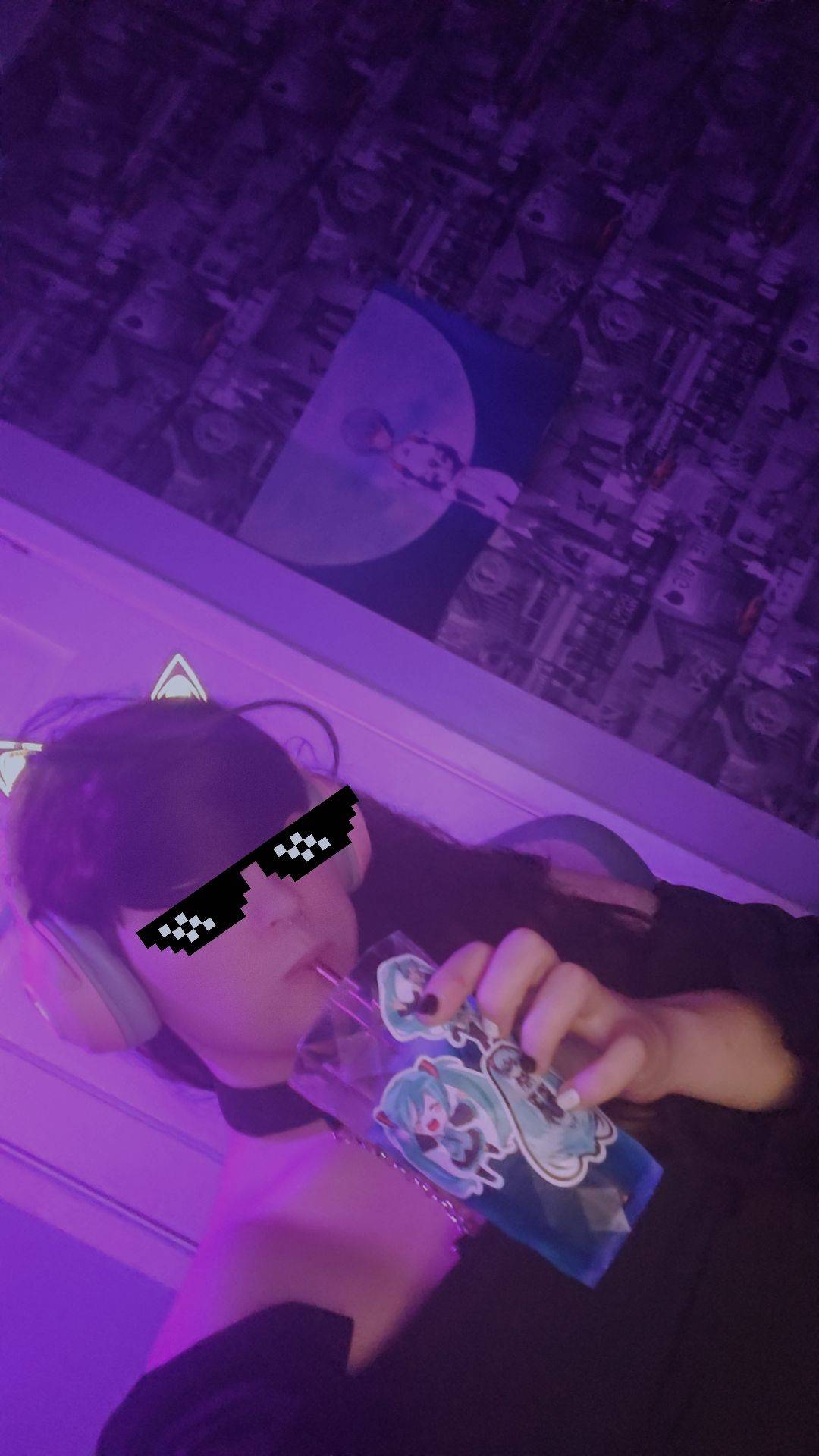 me, hi